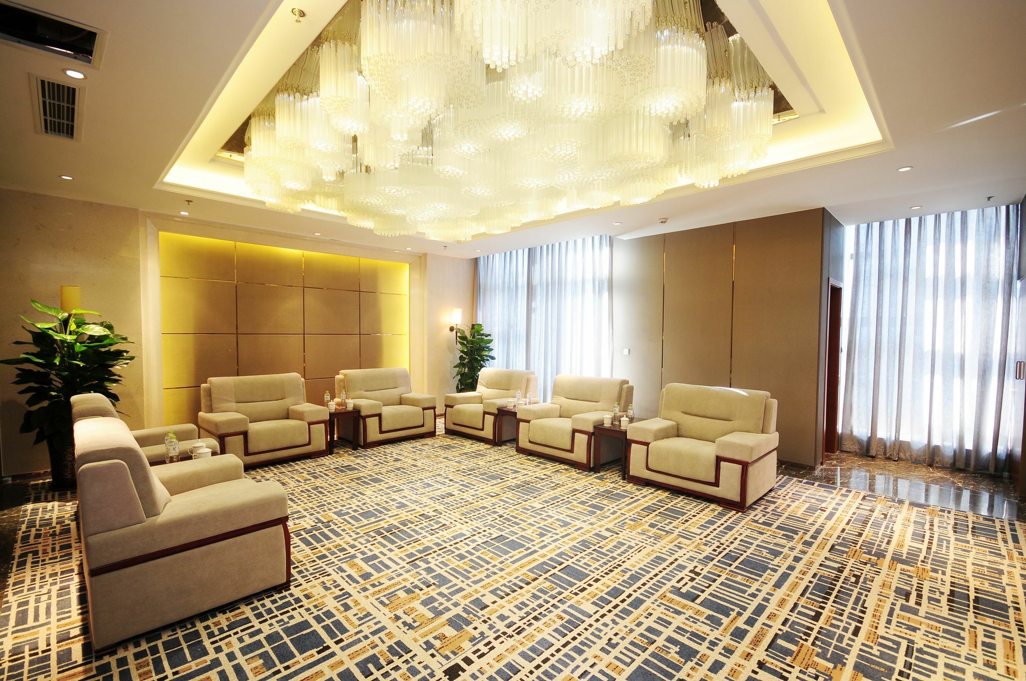 Airport Jianguo Hotel Чэнду Экстерьер фото