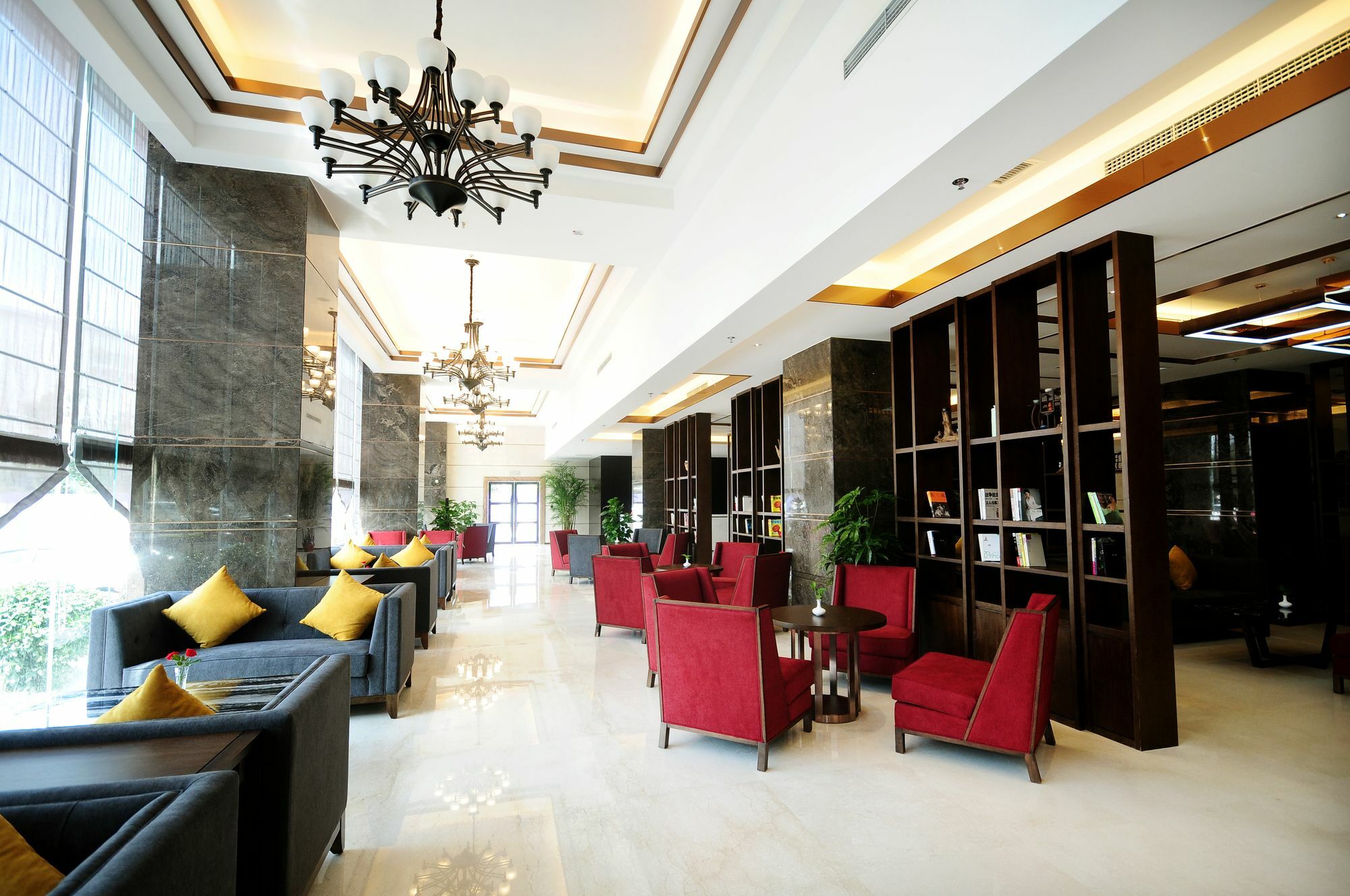 Airport Jianguo Hotel Чэнду Экстерьер фото